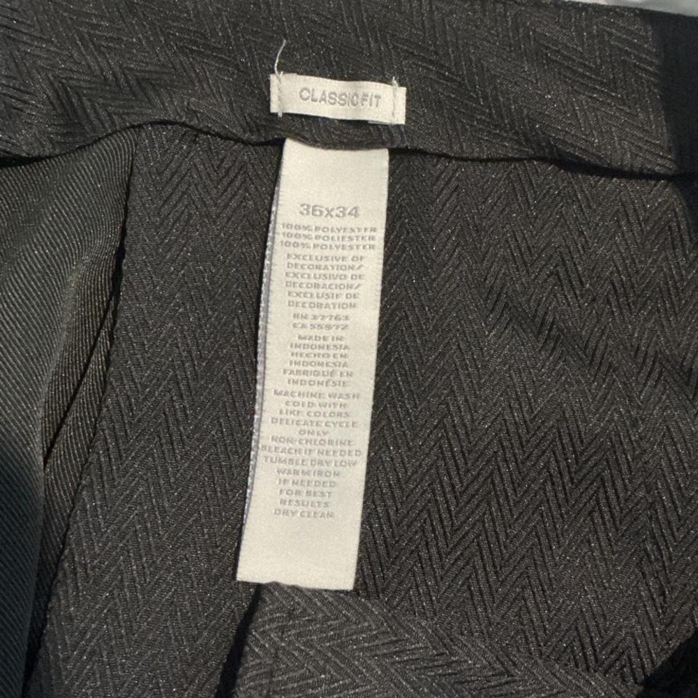 Classic‎ Fit Pleated Dress Pants Mens 36x34 Black Excellent Herringbone Cuffed - Picture 4 of 7